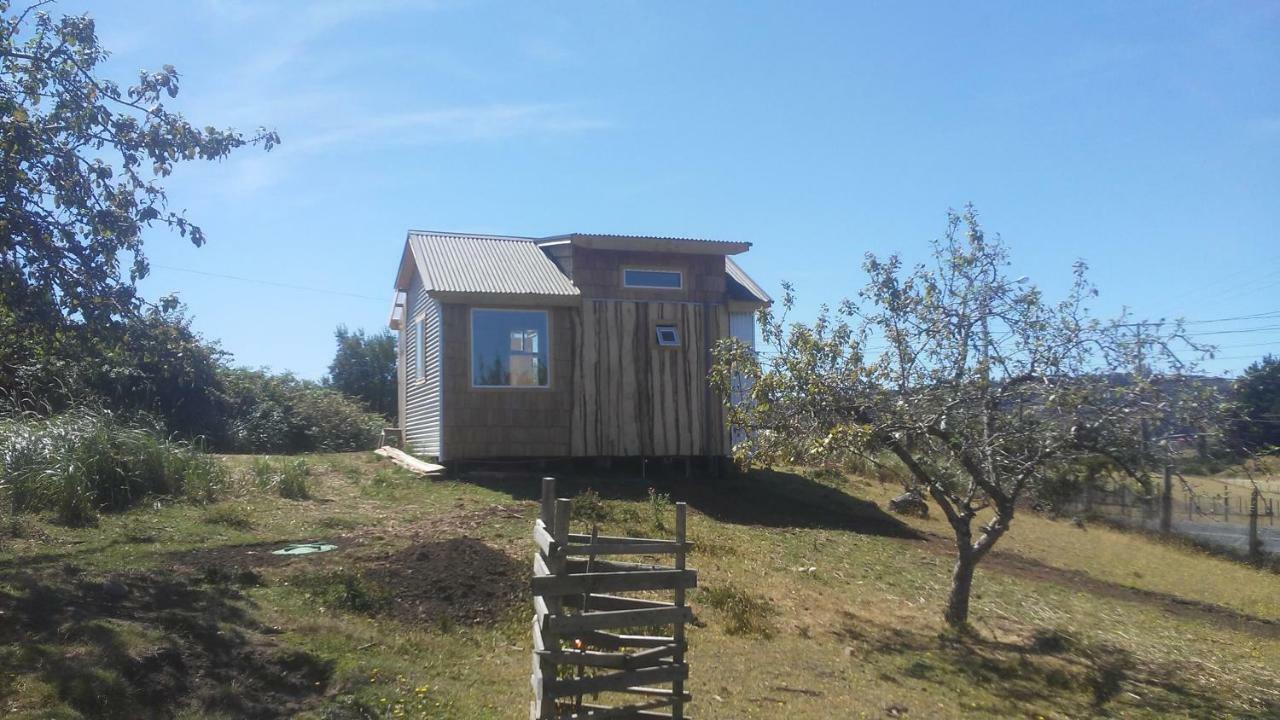 La Petite Cabane De Putemun Villa Castro Exterior photo